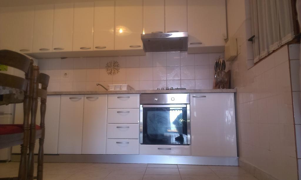 Apartments Luci ฮวาร์ ห้อง รูปภาพ