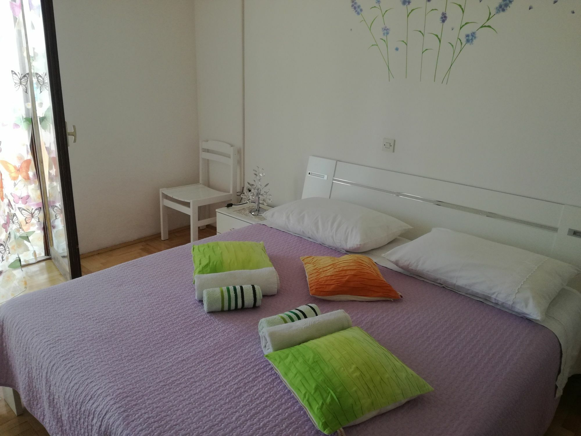 Apartments Luci ฮวาร์ ภายนอก รูปภาพ